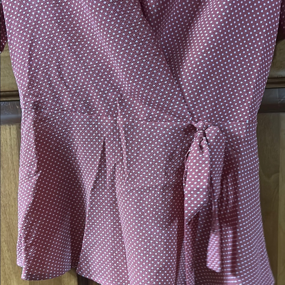 Monteau boutique Women's pink polka dot Wrap Top - Picture 4 of 4